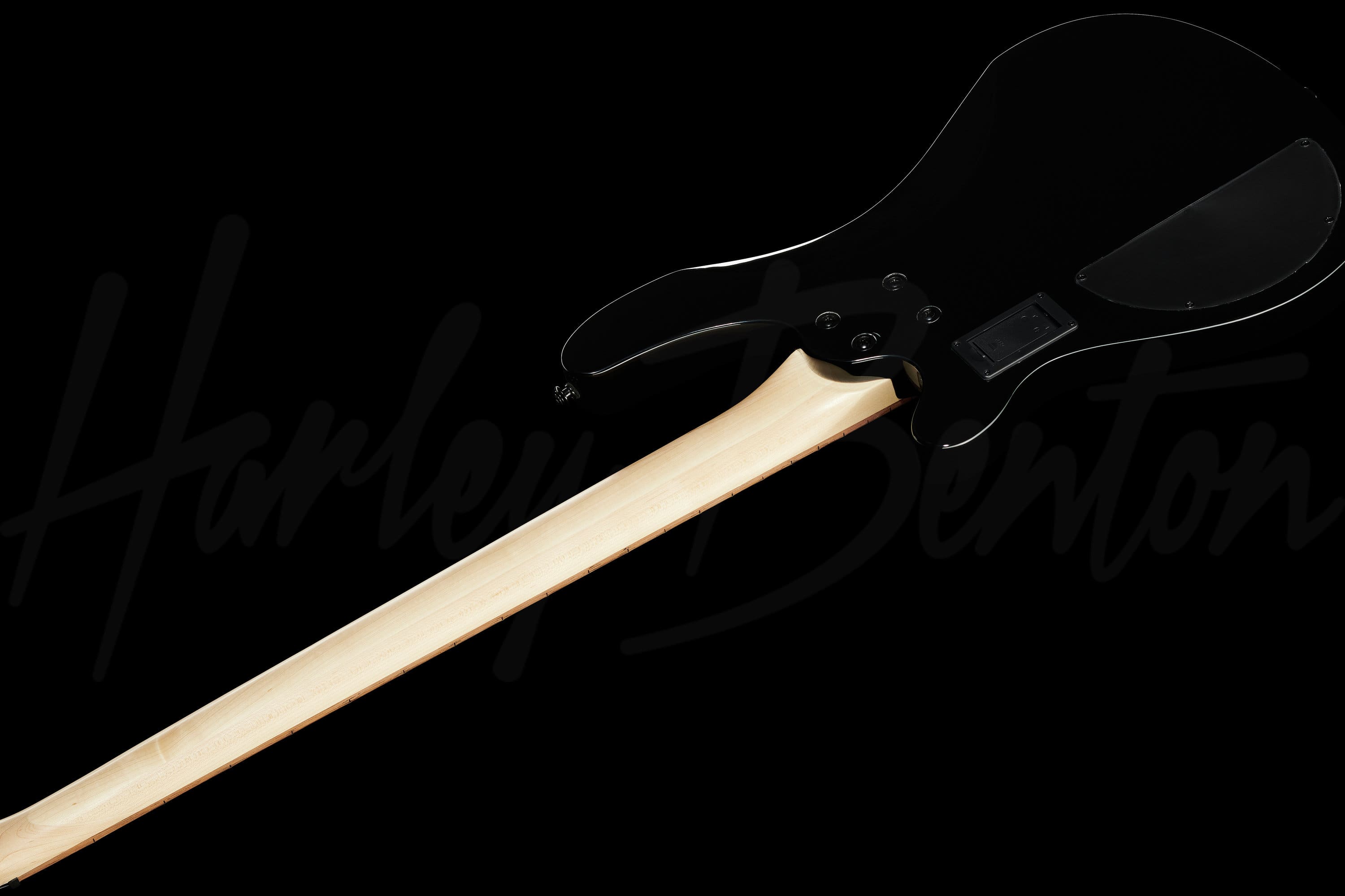 B-450 BK - Harley Benton
