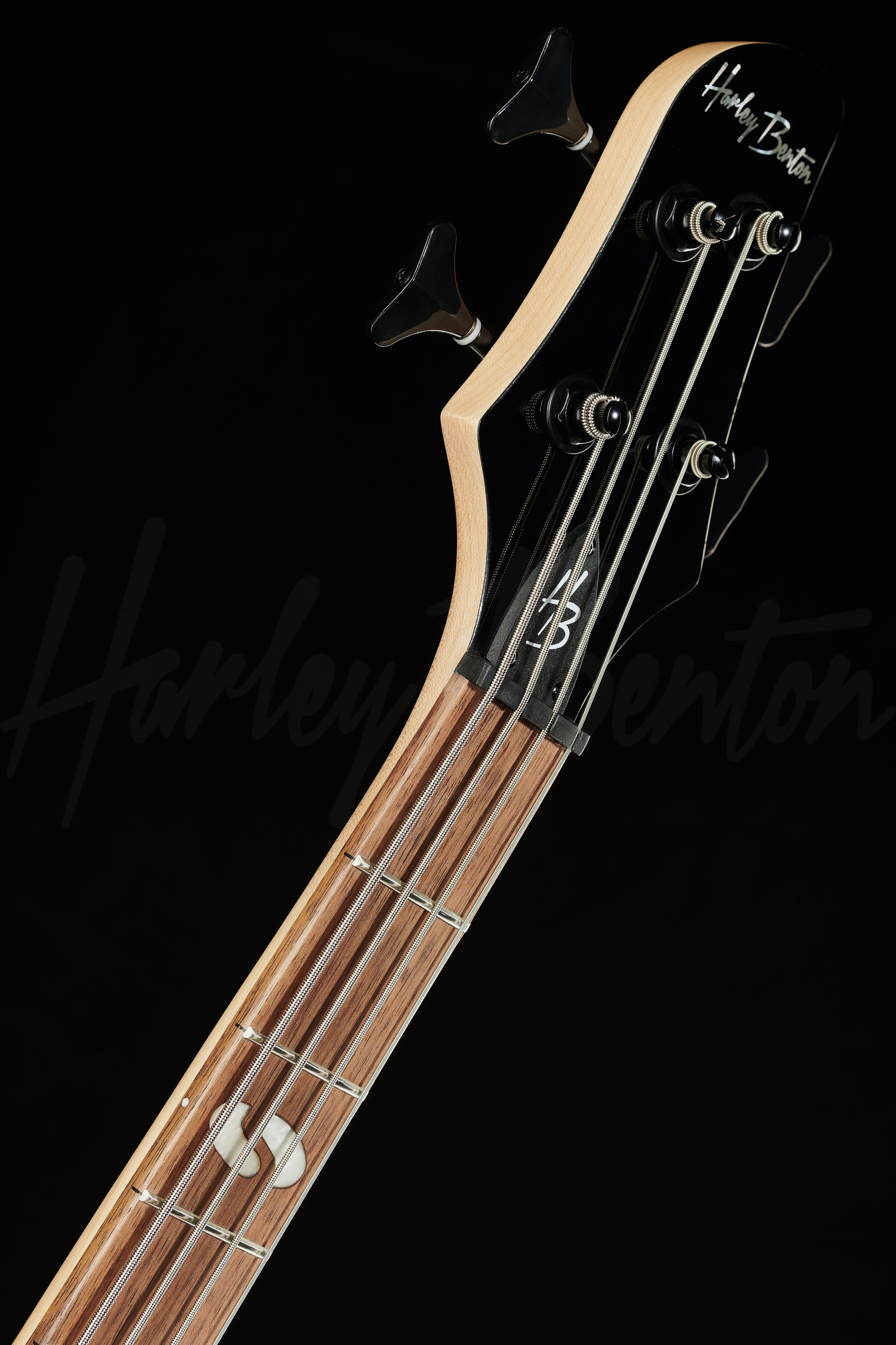 B-450 BK - Harley Benton