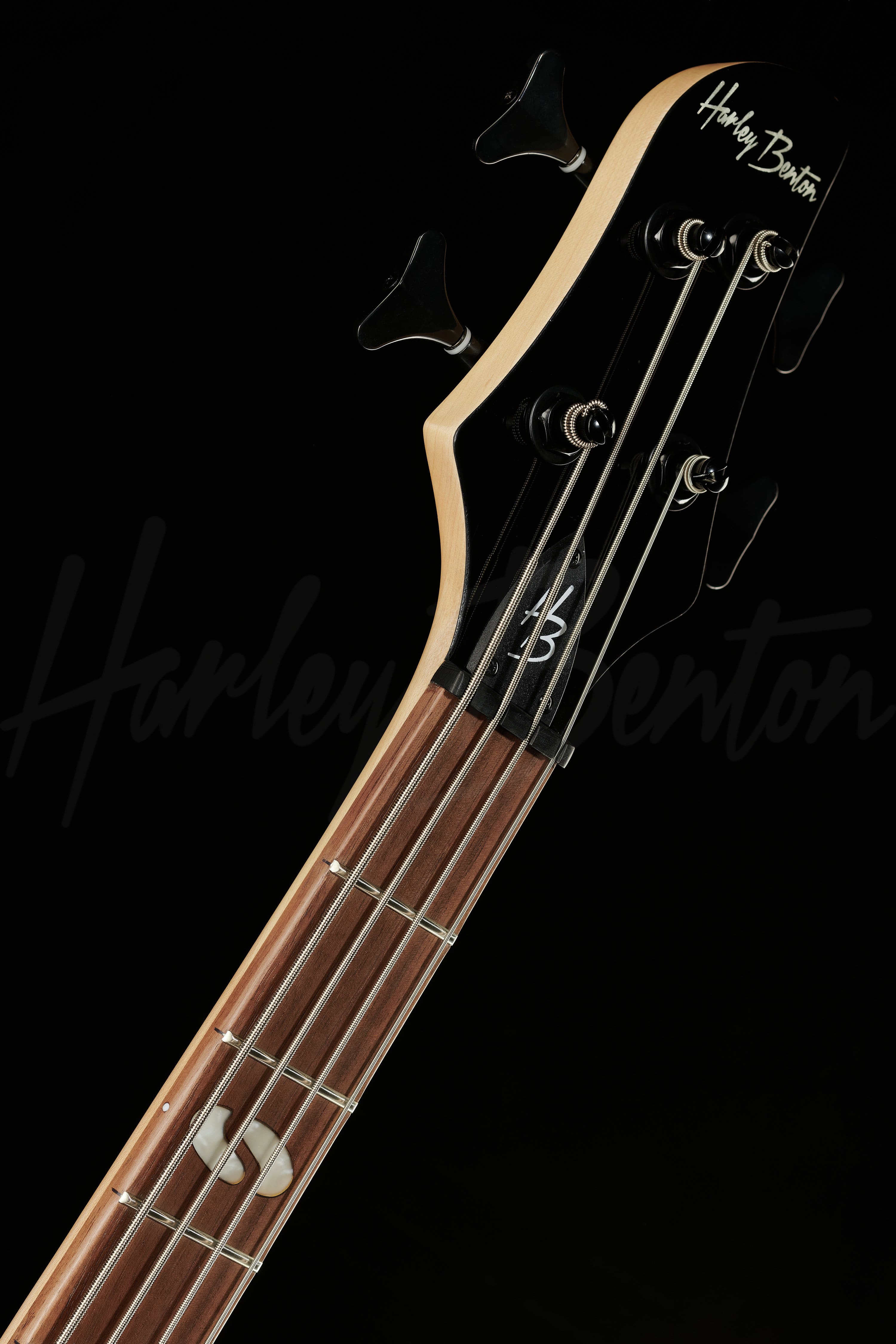 B-450 WH - Harley Benton