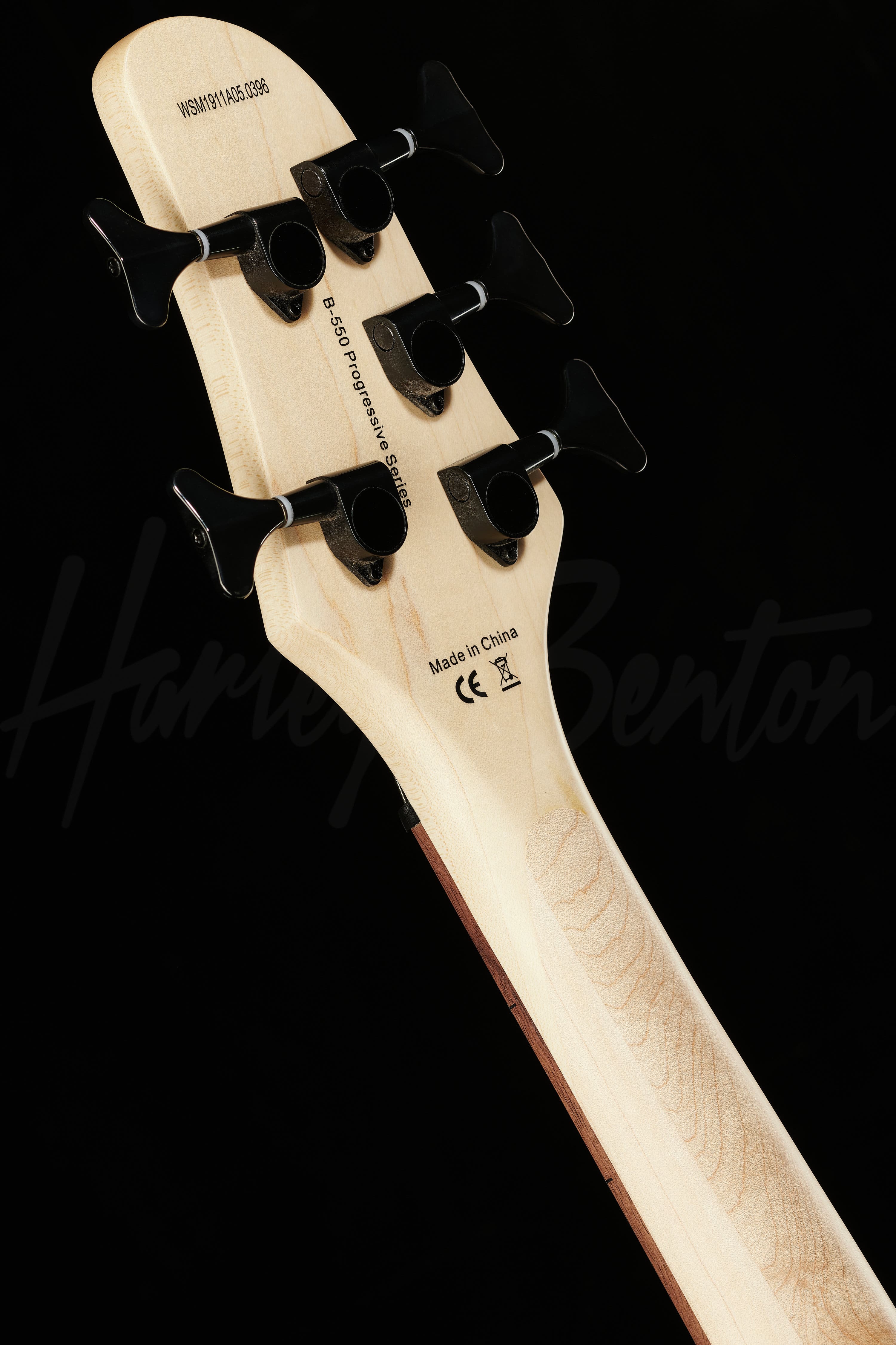 B-550 WH