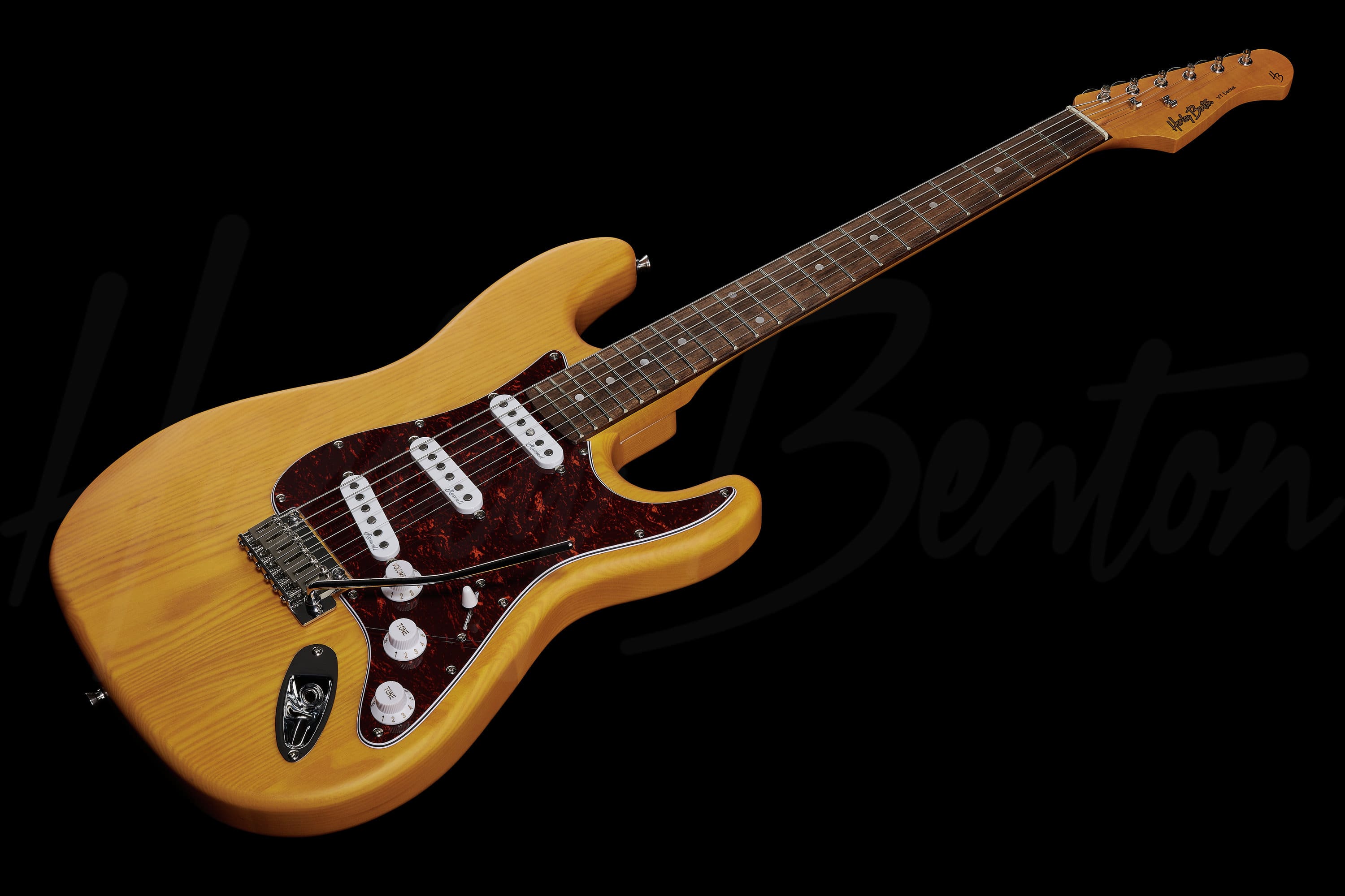 harley benton ストラト Another shot of the Harley Benton TD's : r/TomDelongeGuitars