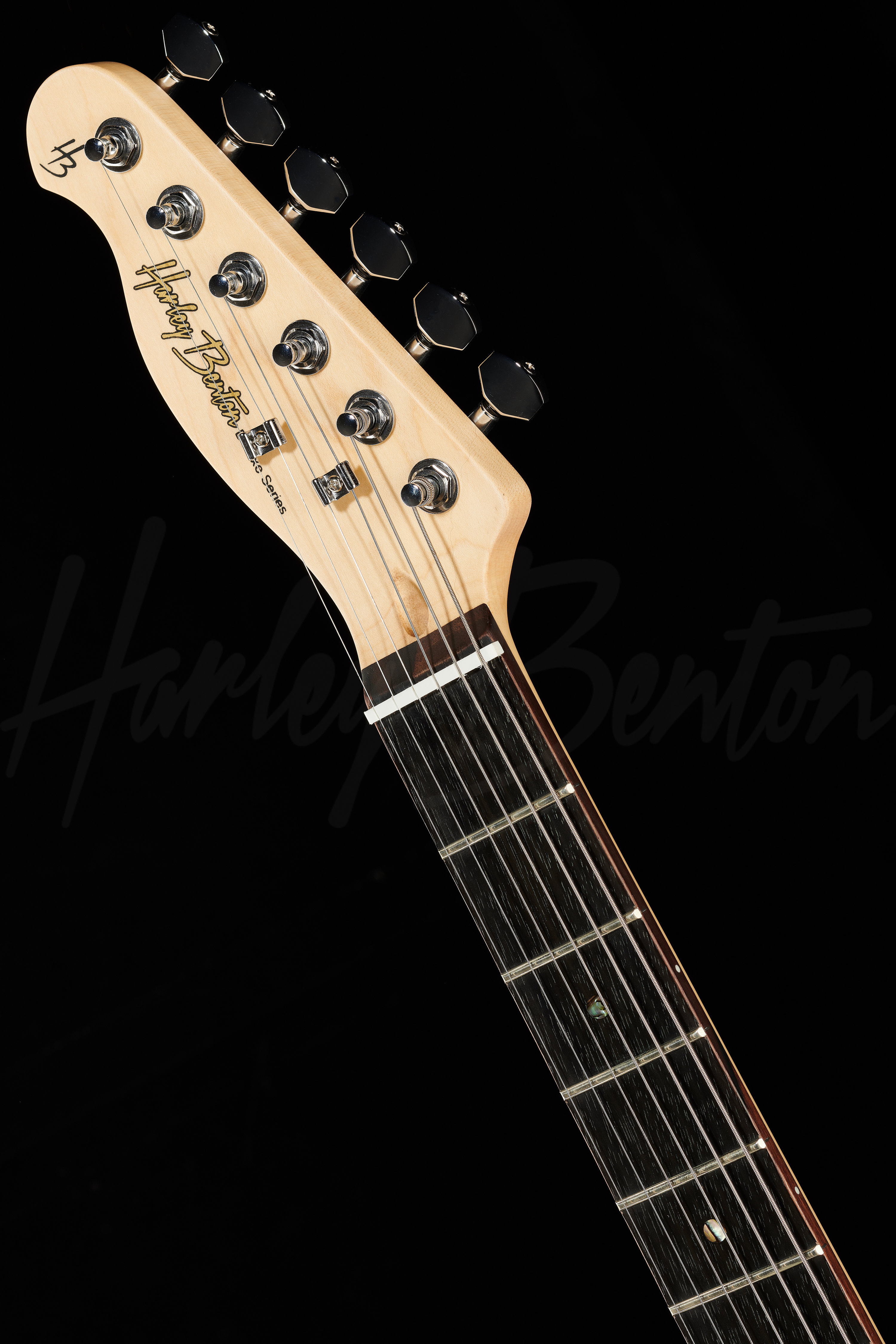 TE-90QM LH Trans Red