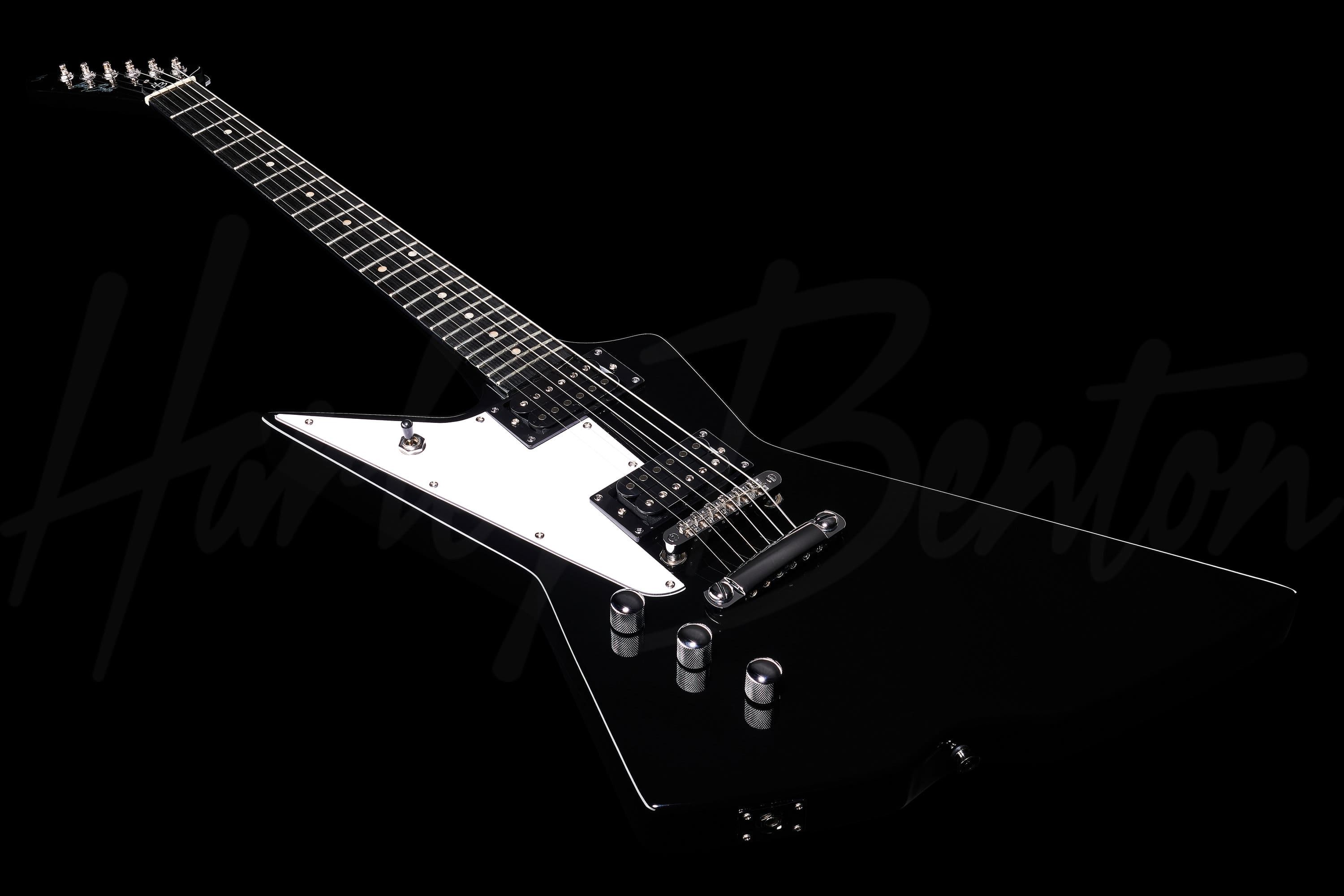 EXtreme-76LH BK - Harley Benton