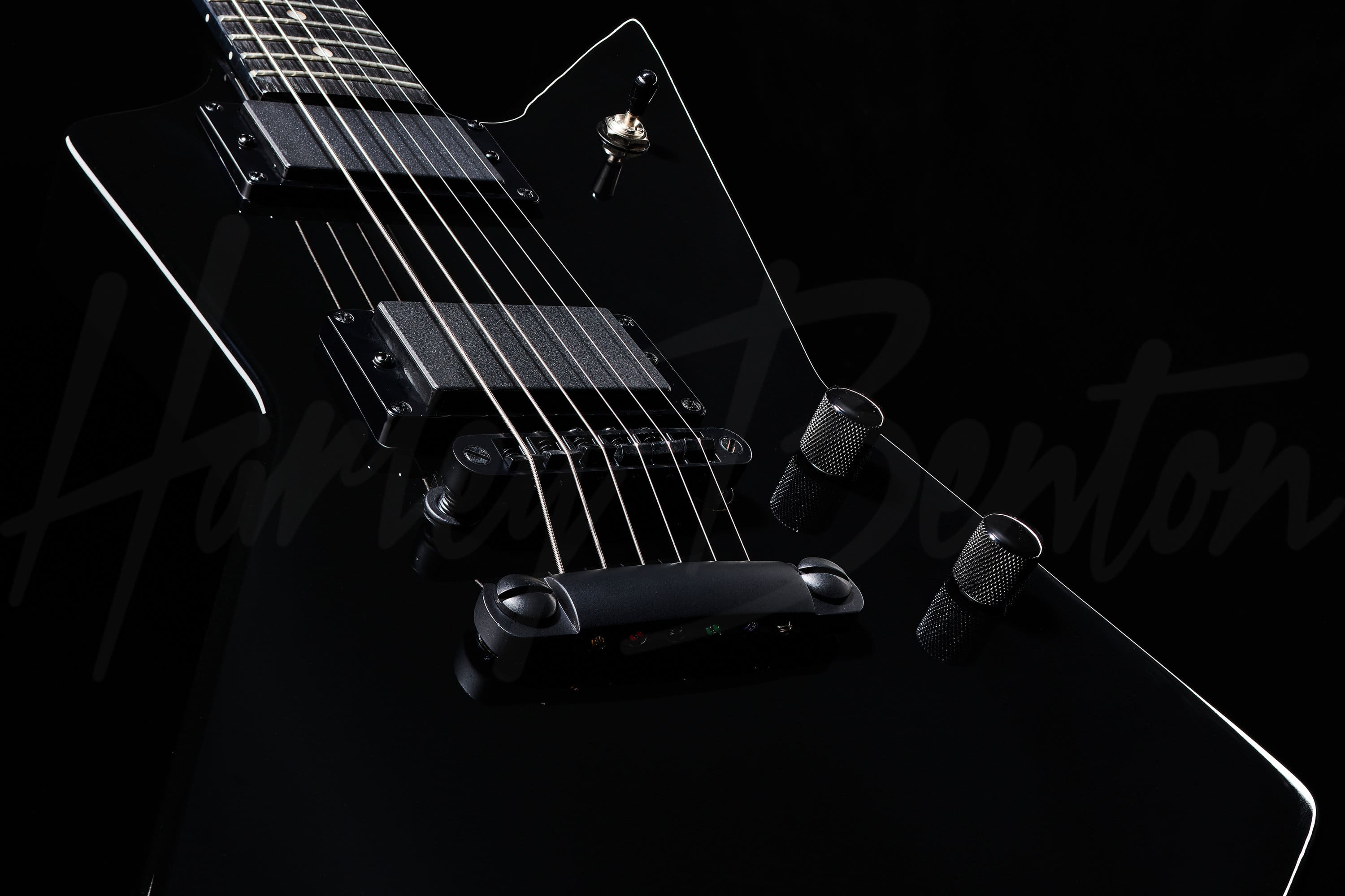 ギター Harley Benton EXtreme-84 BK - Harley Benton