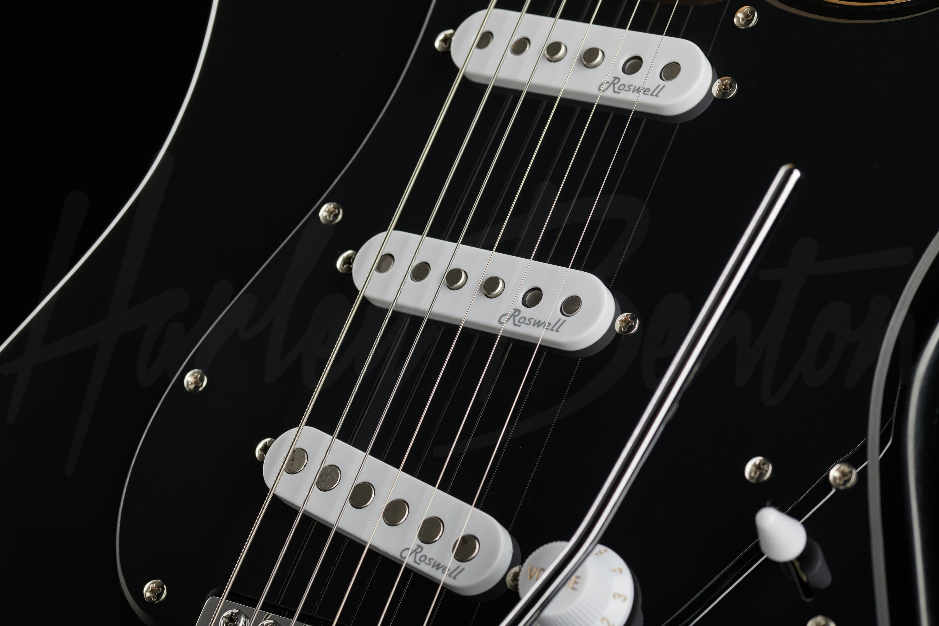 ST-57DG Black