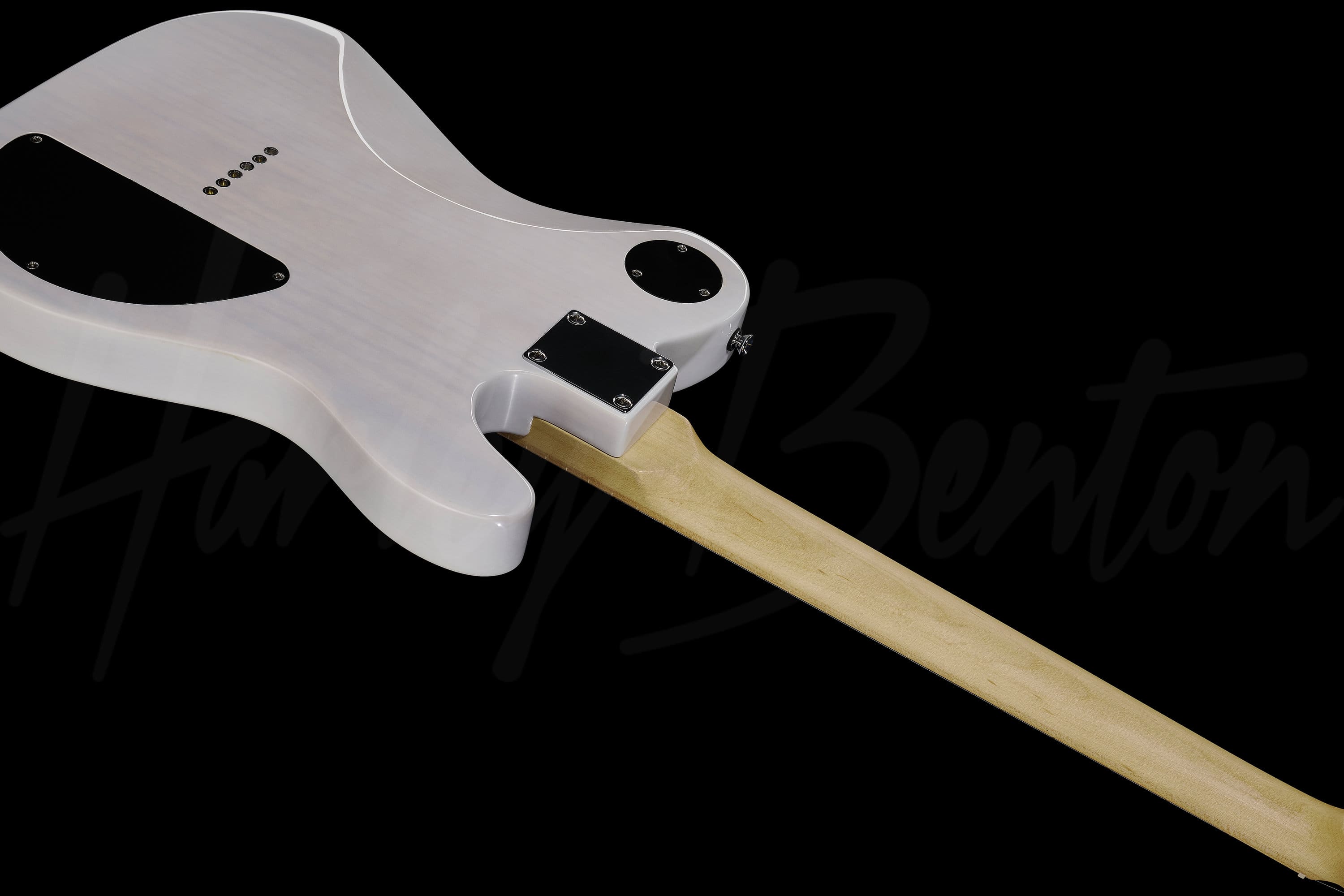 TE-90FLT LH WH - Harley Benton