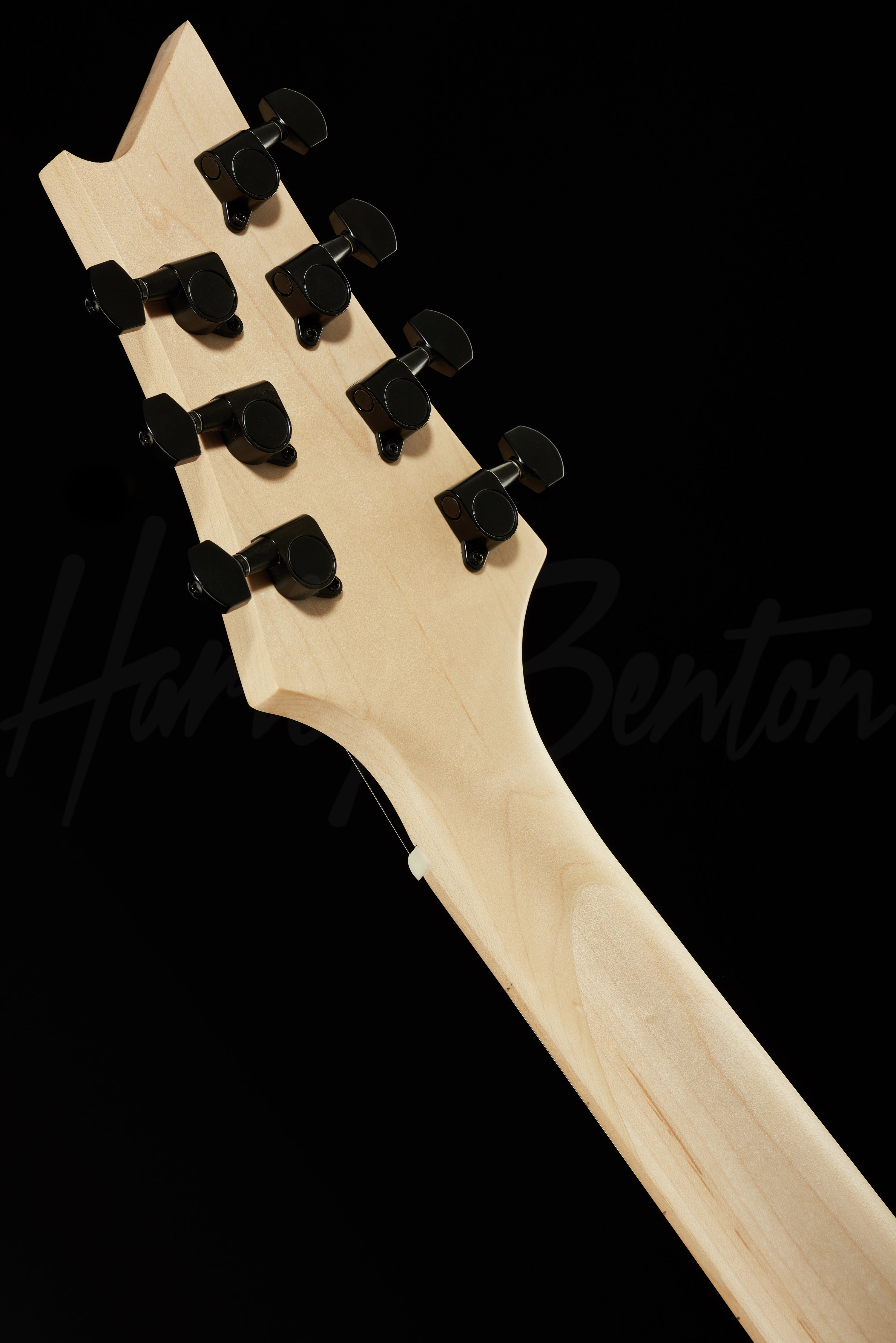 R-457MN WH MultiScale