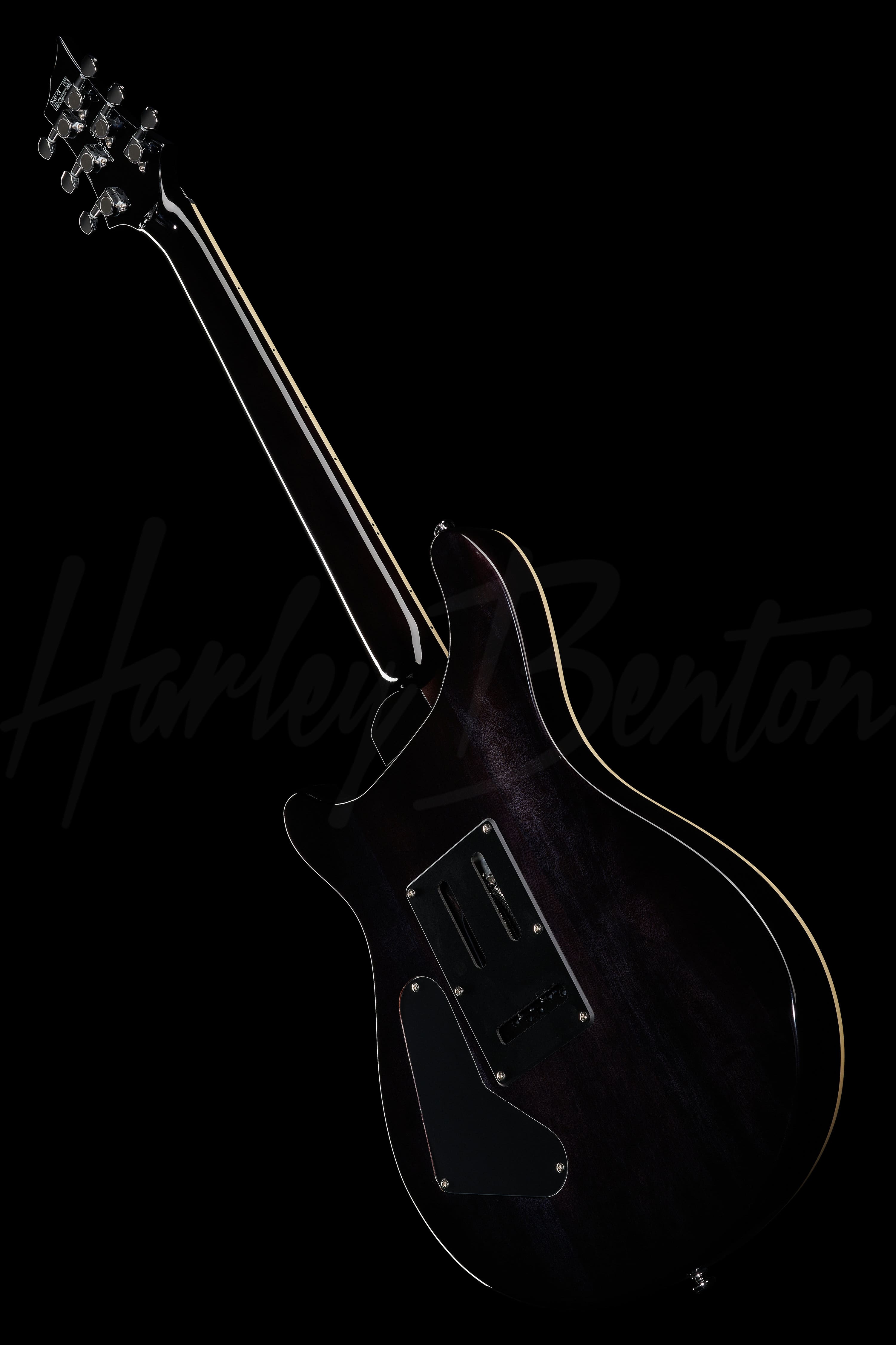 CST-24T P90 Black Flame