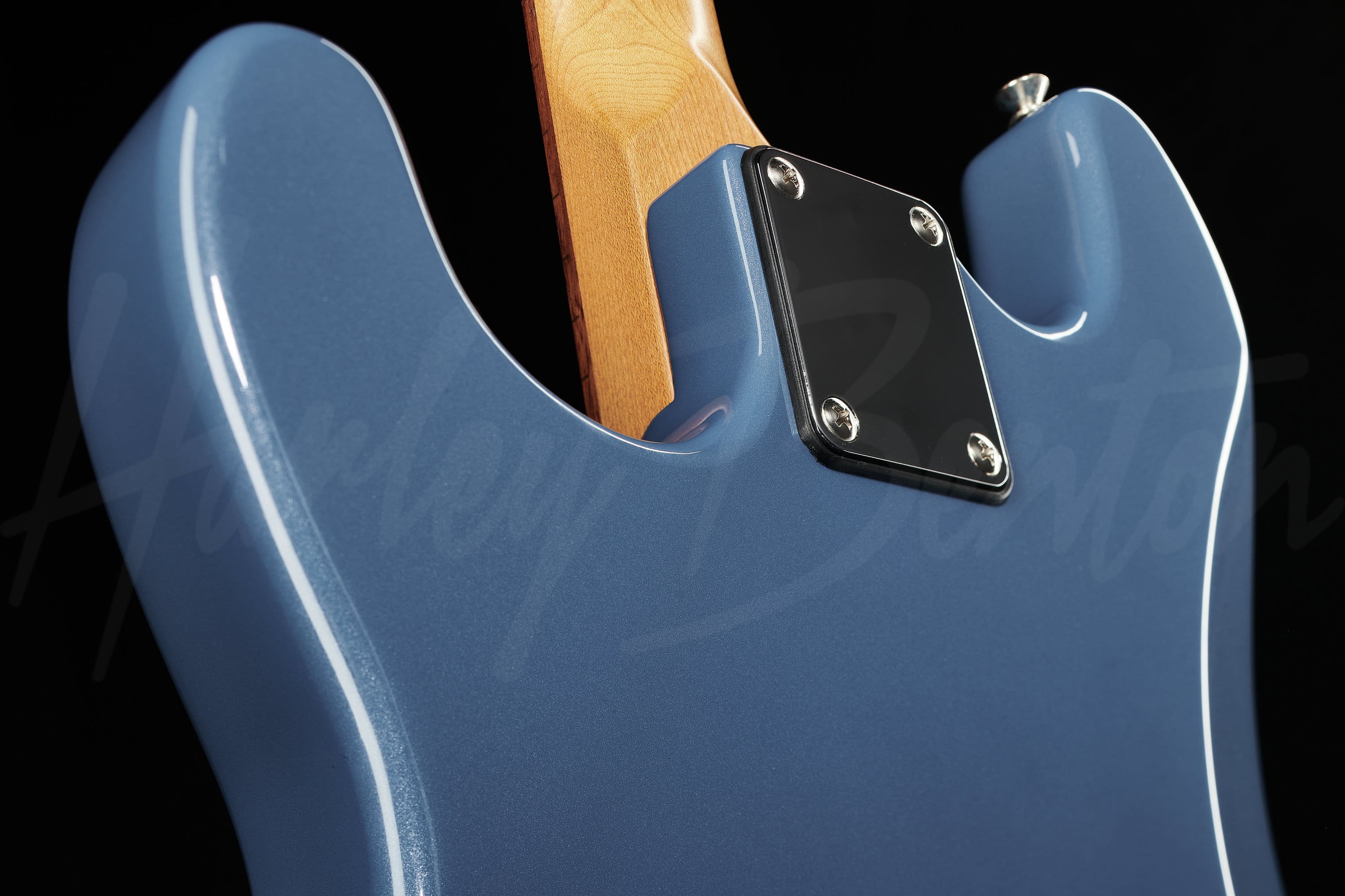 ST-62CC RW Lake Placid Blue - Harley Benton