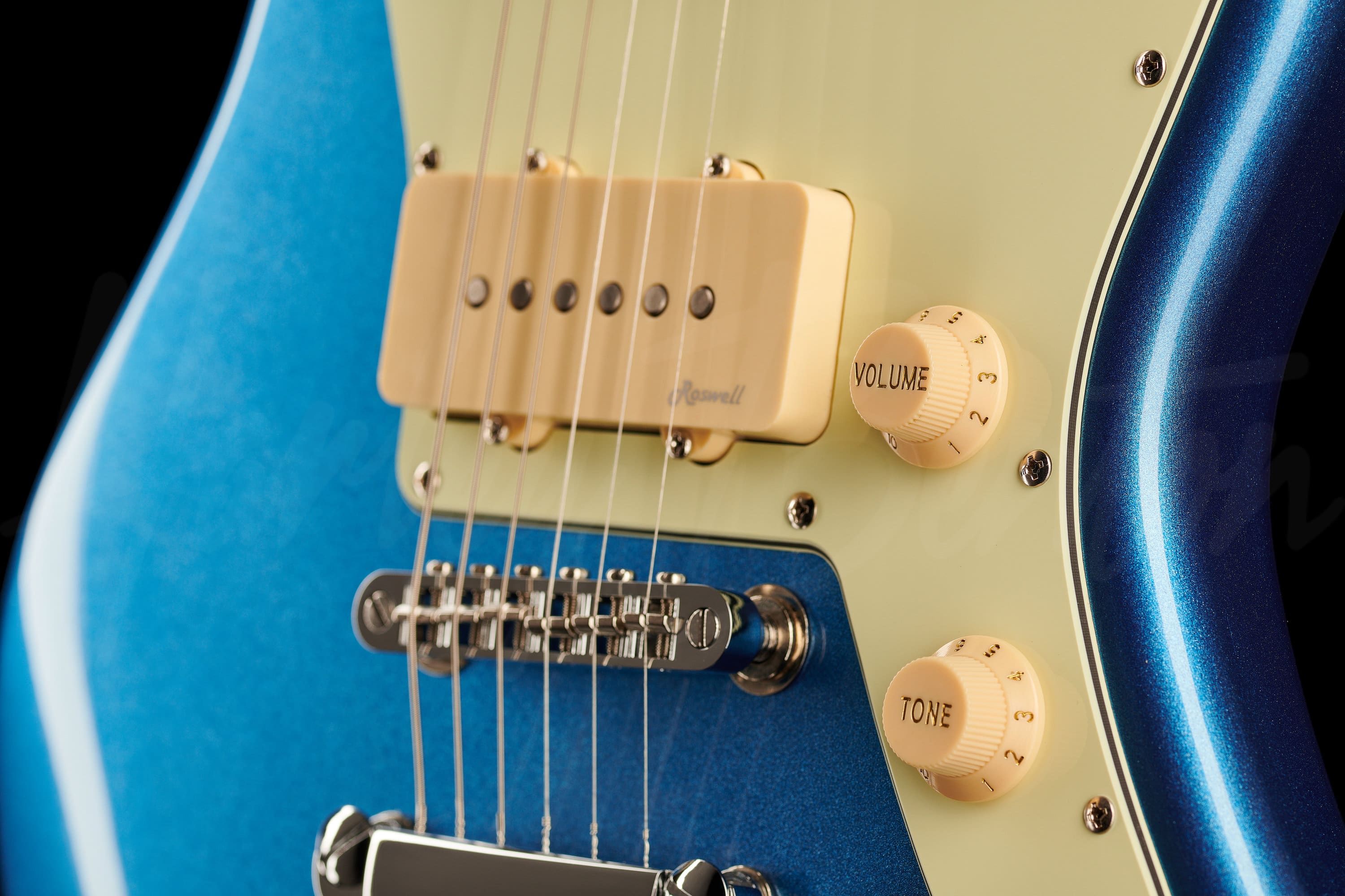 JA-60CC Lake Placid Blue - Harley Benton