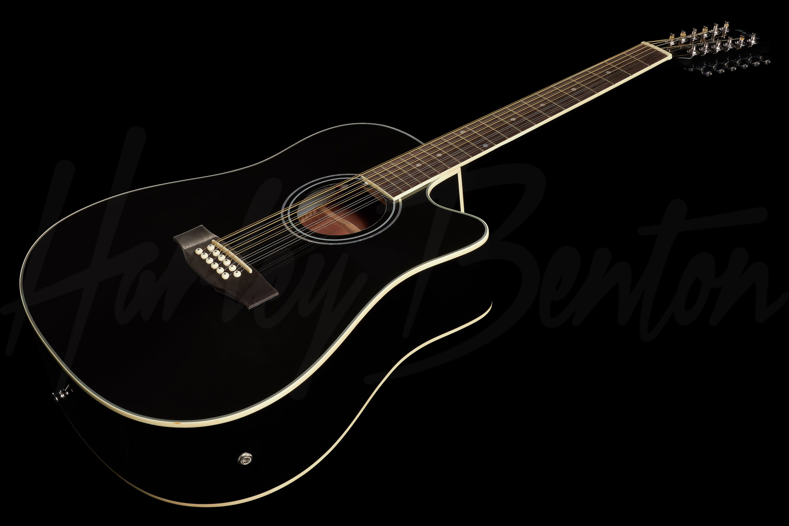 D-200CE-12 BK