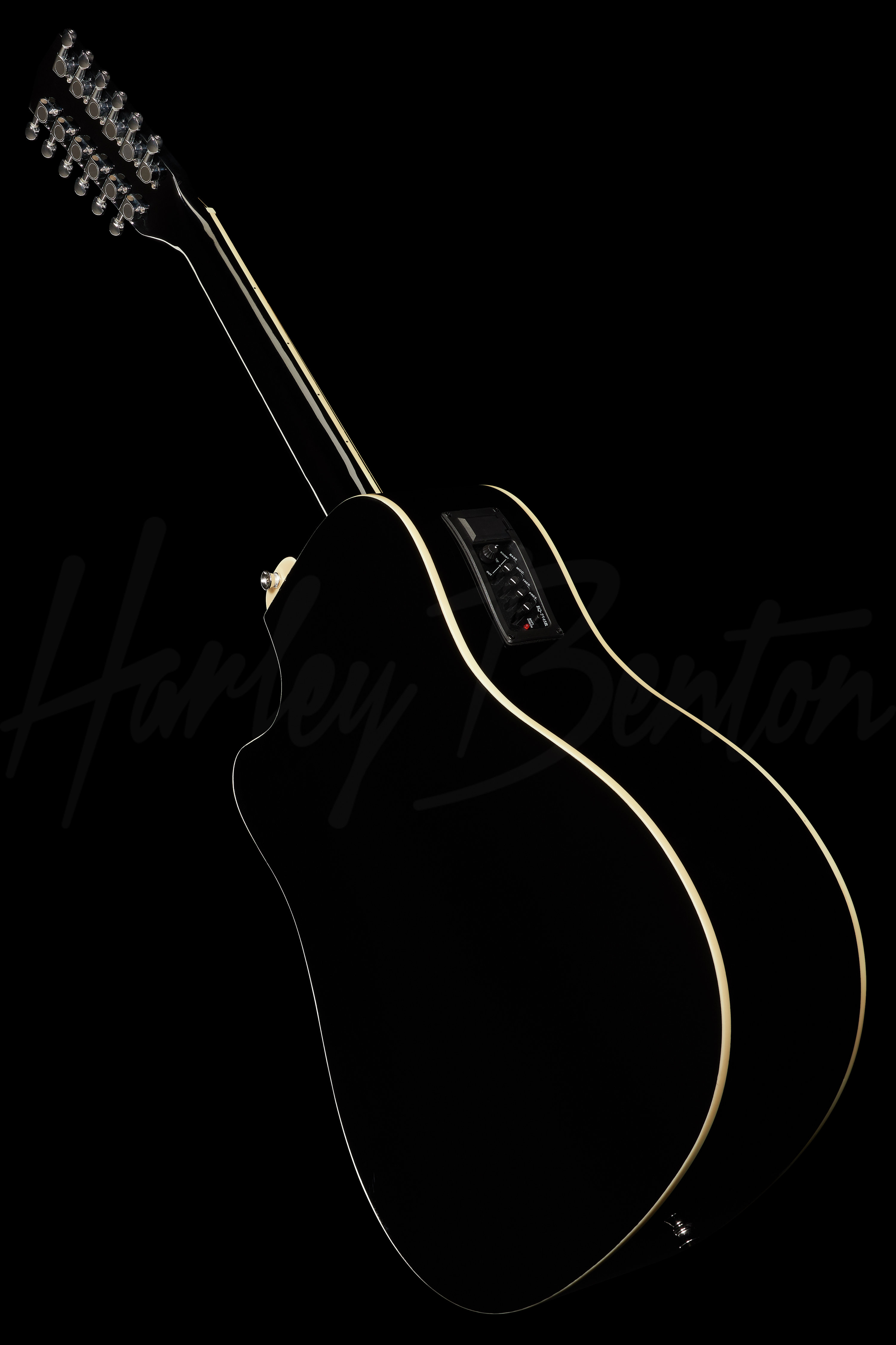 D-200CE-12 BK