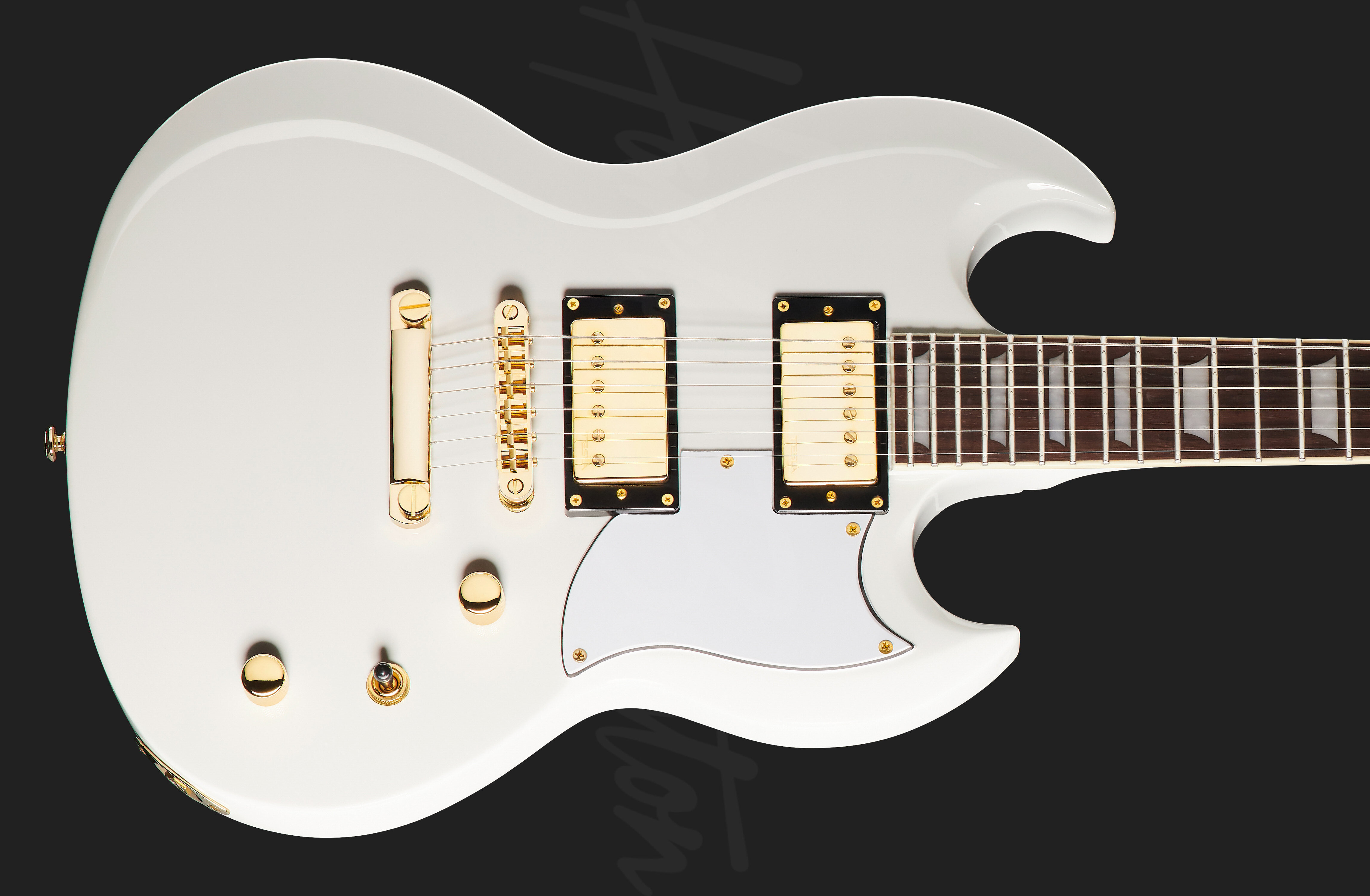 DC-Custom II White