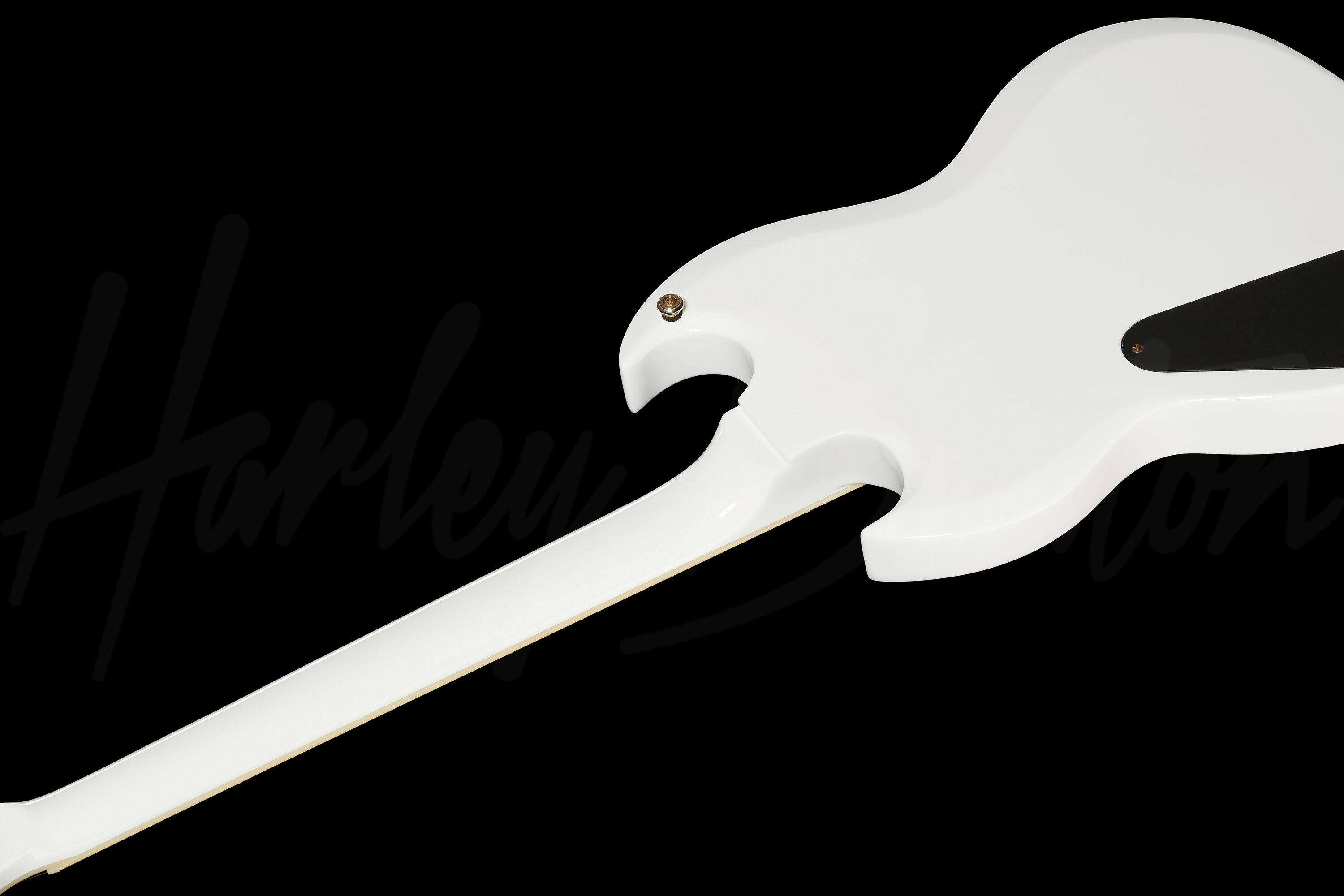 DC-Custom II White