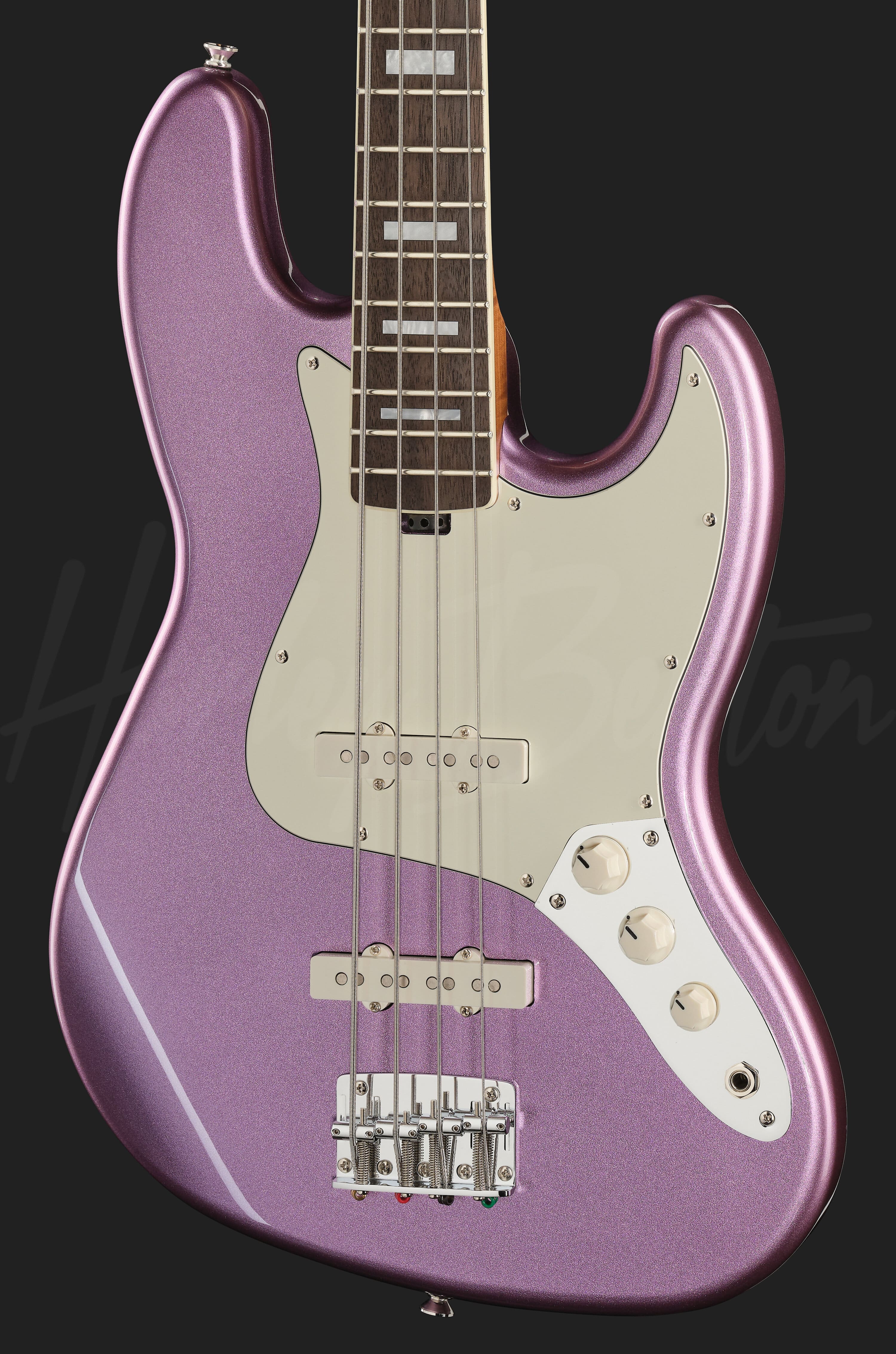 Harley Benton MV-4JB Plus BassTheWorld Signature: un Jazz Bass contemporaneo sviluppato con Gregor Fris
